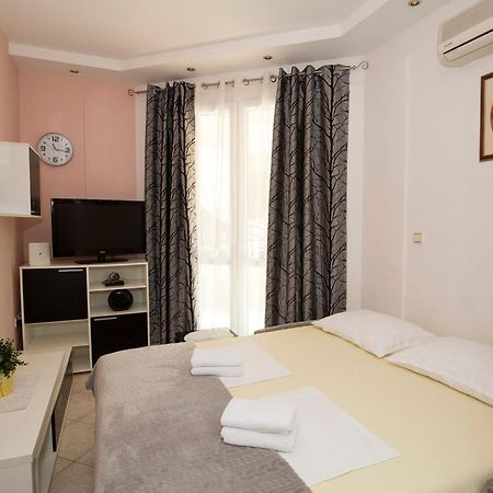Apartman Roza Omiš Kültér fotó