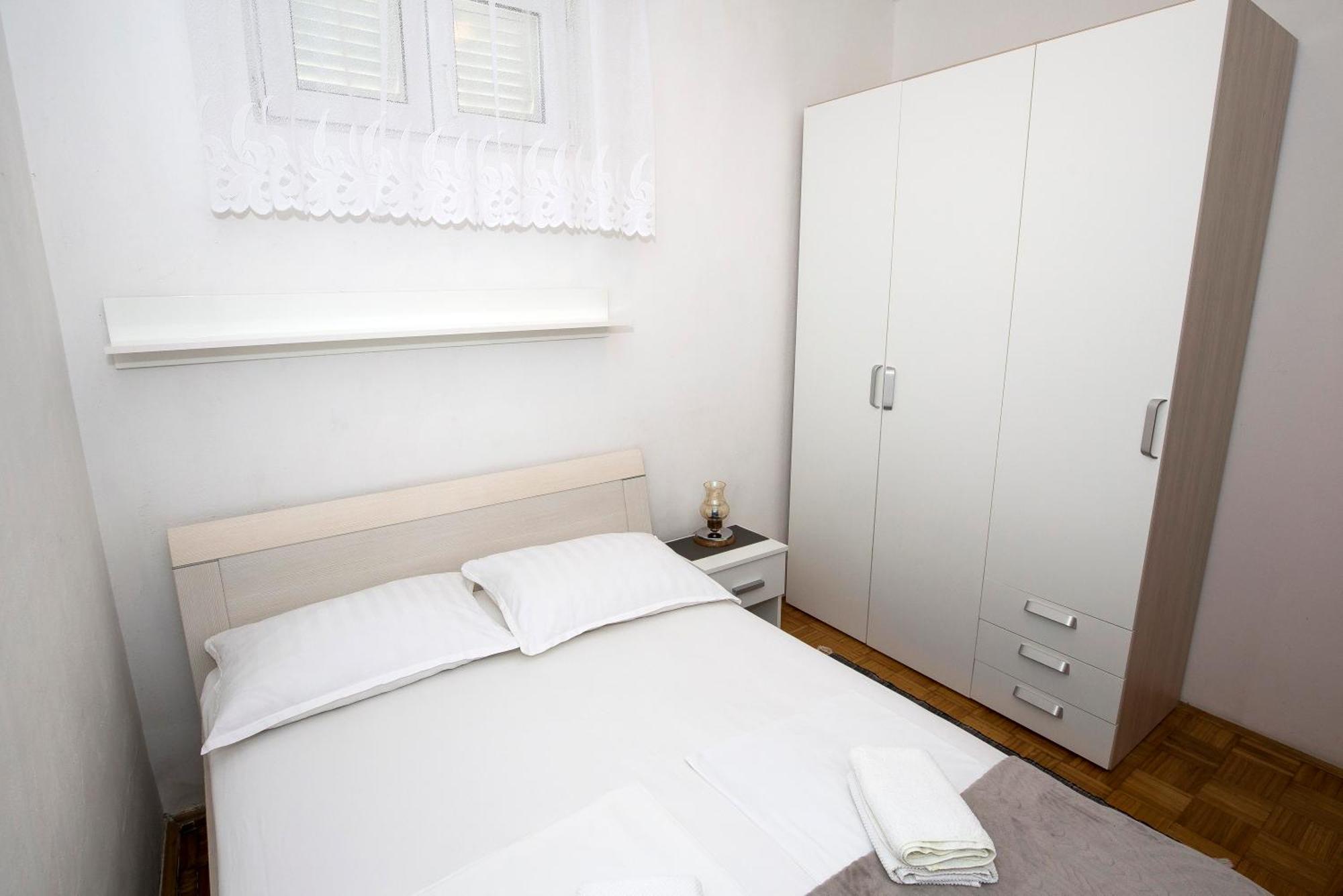 Apartman Roza Omiš Kültér fotó