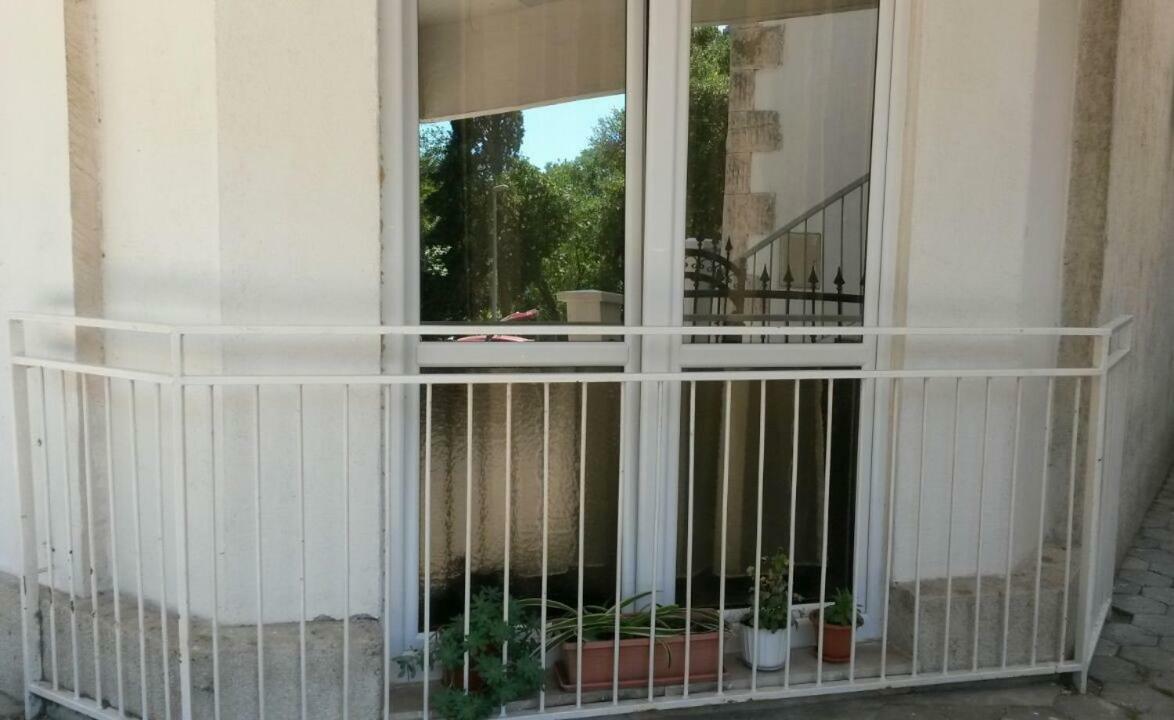 Apartman Roza Omiš Kültér fotó