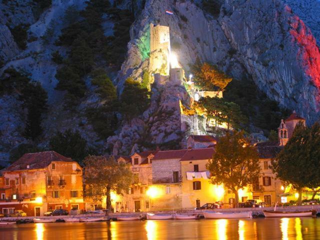 Apartman Roza Omiš Kültér fotó